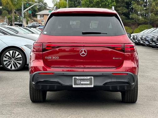 2024 Mercedes-Benz EQB 300 Base 4MATIC