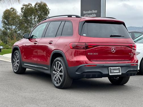 2024 Mercedes-Benz EQB 300 Base 4MATIC