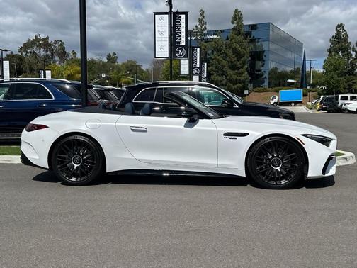 Moonlight White 2026 Mercedes-Benz AMG SL 63 Base