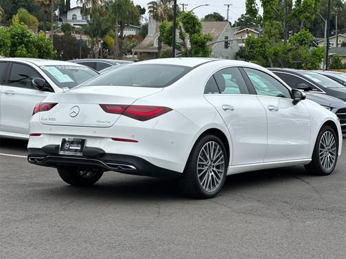 2025 Mercedes-Benz CLA 250