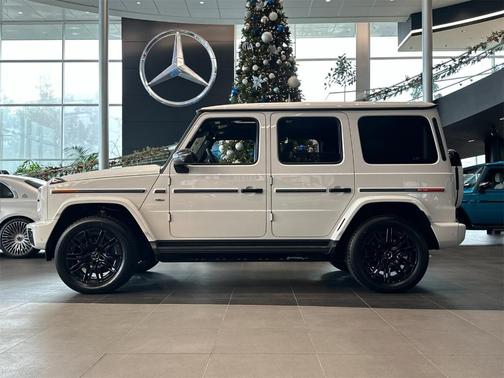 2025 Mercedes-Benz G-Class Base