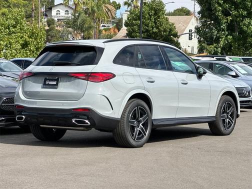 2026 Mercedes-Benz GLC 300 Base