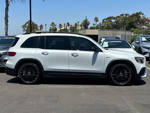 2022 Mercedes-Benz AMG GLB 35 Base