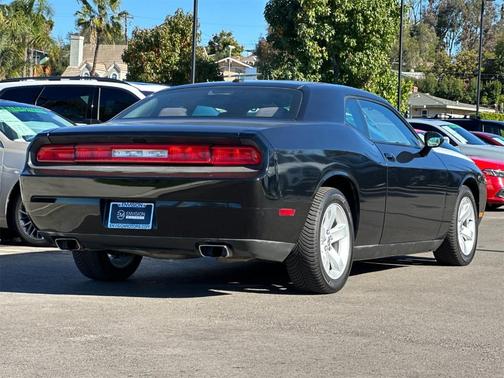 2013 Dodge Challenger SXT