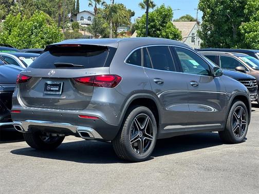 2026 Mercedes-Benz GLA 250 Base 4MATIC