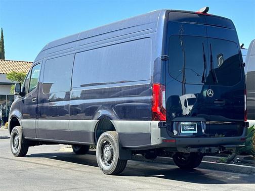 2024 Mercedes-Benz Sprinter 2500 170 WB