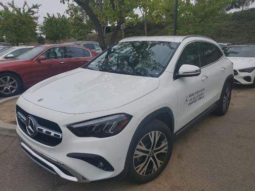 Polar White 2026 Mercedes-Benz GLA 250 Base 4MATIC