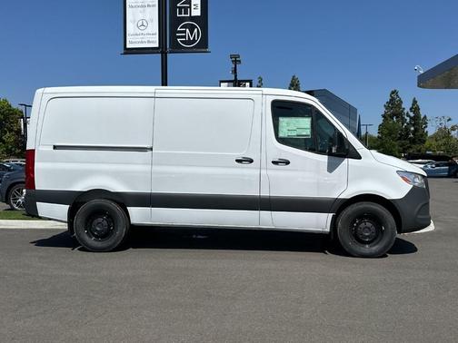 Arctic White 2025 Mercedes-Benz Sprinter 2500 Standard Roof