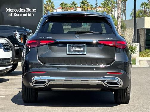 Graphite Gray Metallic 2026 Mercedes-Benz GLC 300 Base 4MATIC