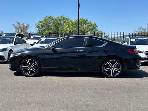 Crystal Black Pearl 2016 Honda Accord Touring