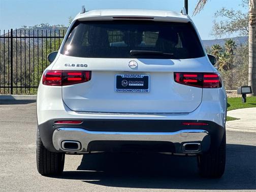 2026 Mercedes-Benz GLB 250 Base