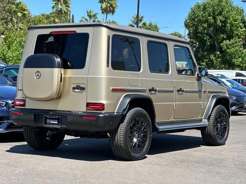 2025 Mercedes-Benz G-Class Base