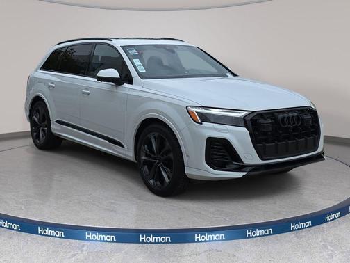 Glacier White Metallic 2026 Audi Q7 55 Premium Plus