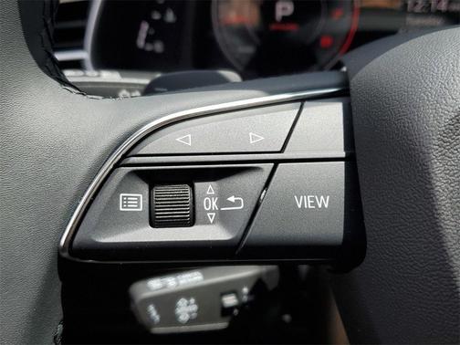 2024 Audi Q7 45 Premium Plus