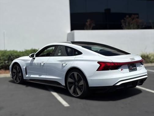 2025 Audi S e-tron GT Premium Plus