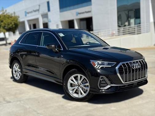 2025 Audi Q3 45 S line Premium Plus