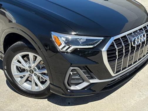 2025 Audi Q3 45 S line Premium Plus
