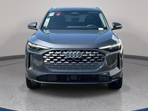 Tambora Gray Metallic 2025 Audi Q5 Premium Plus TFSI quattro S tronic