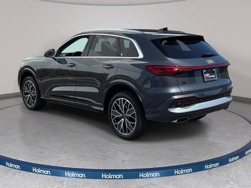 Tambora Gray Metallic 2025 Audi Q5 Premium Plus TFSI quattro S tronic