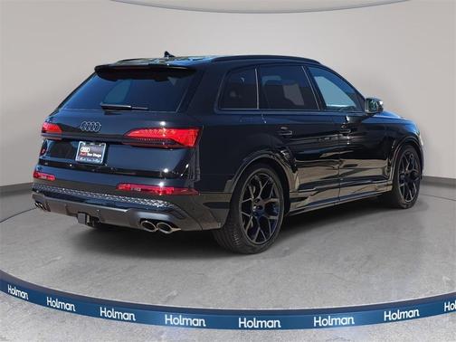 2026 Audi SQ7 4.0T Premium Plus