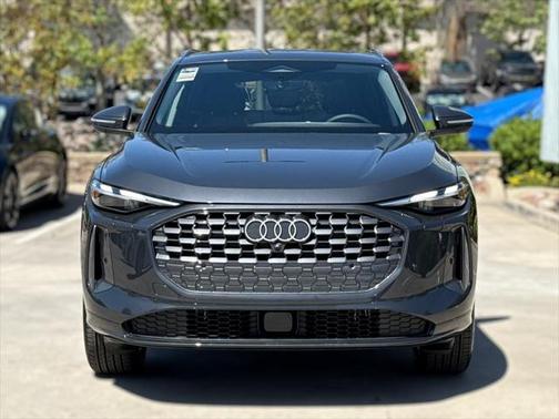 2025 Audi Q5 Premium