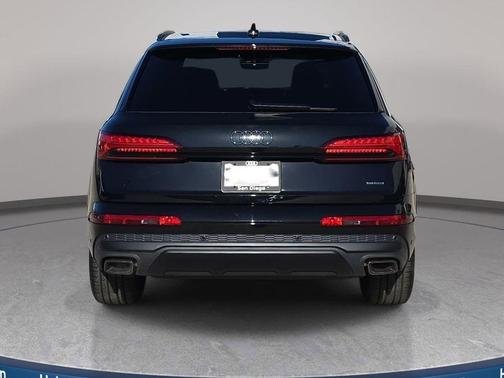 Mythos Black Metallic 2026 Audi Q7 45 Premium Plus