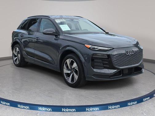2025 Audi Q6 e-tron Premium quattro
