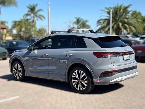 2023 Audi Q4 e-tron Premium 40 RWD