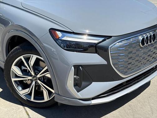 2025 Audi Q4 e-tron Sportback Premium 55 quattro