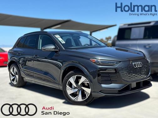 2025 Audi Q6 e-tron Premium Plus quattro