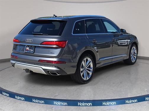 2026 Audi Q7 55 Premium Plus