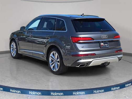 2026 Audi Q7 55 Premium Plus