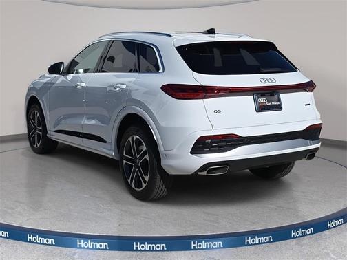 2025 Audi Q5 Premium TFSI quattro S tronic