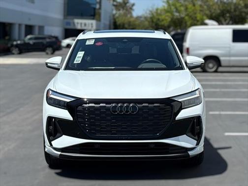 2025 Audi Q4 e-tron Premium Plus 55 quattro