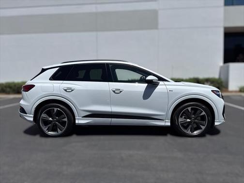2025 Audi Q4 e-tron Premium Plus 55 quattro