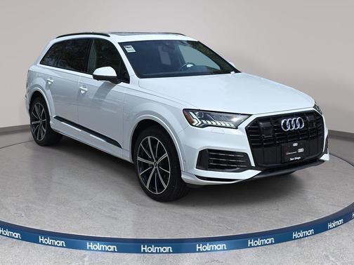 Glacier White Metallic 2024 Audi Q7 55 Premium Plus