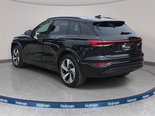 2025 Audi Q6 e-tron Premium Plus quattro