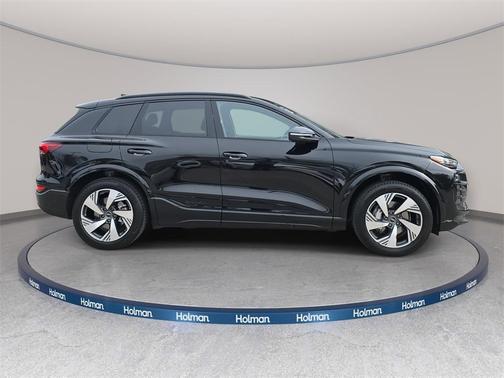 2025 Audi Q6 e-tron Premium Plus quattro