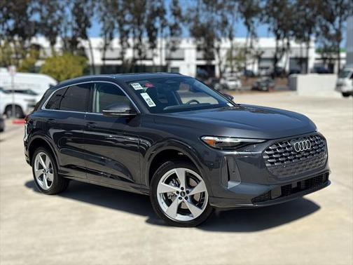 2025 Audi Q5 Premium Plus