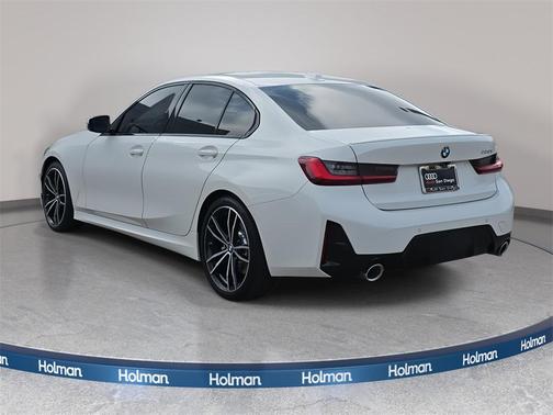 2023 BMW 330 330i