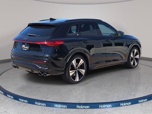 Mythos Black Metallic 2026 Audi SQ5 3.0T Prestige