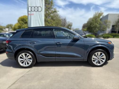 2025 Audi Q6 e-tron Premium