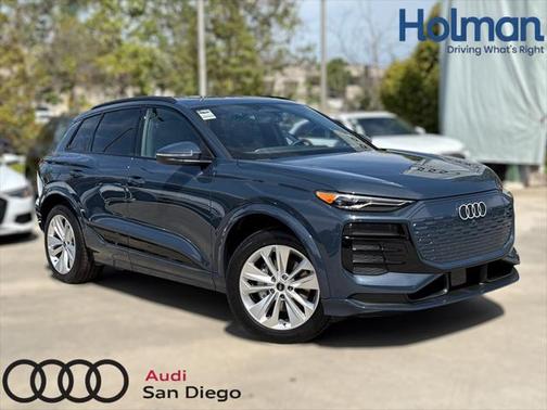 2025 Audi Q6 e-tron Premium