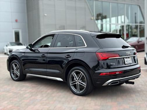 2021 Audi Q5 Prestige 55 TFSI e quattro S tronic