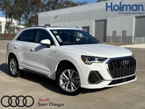 2025 Audi Q3 Premium 45 TFSI S line quattro Tiptronic