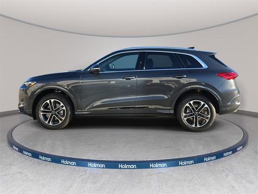 2025 Audi Q5 Premium TFSI quattro S tronic