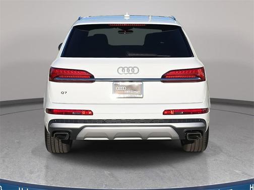 2025 Audi Q7 55 Premium Plus