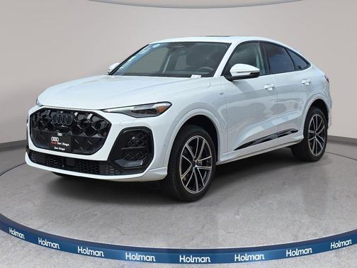 Glacier White Metallic 2026 Audi Q5 Sportback Premium Plus TFSI quattro S tronic