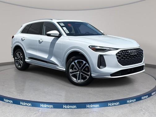 2025 Audi Q5 Premium