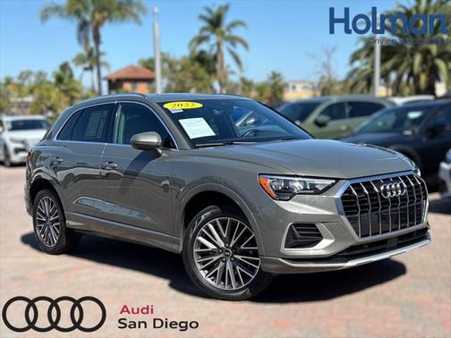 2022 Audi Q3 40 Premium